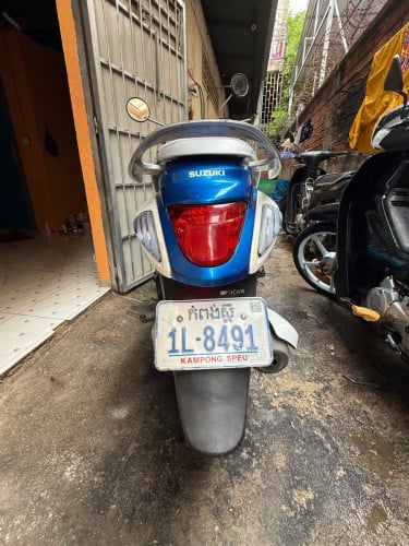 Suzuki let 018