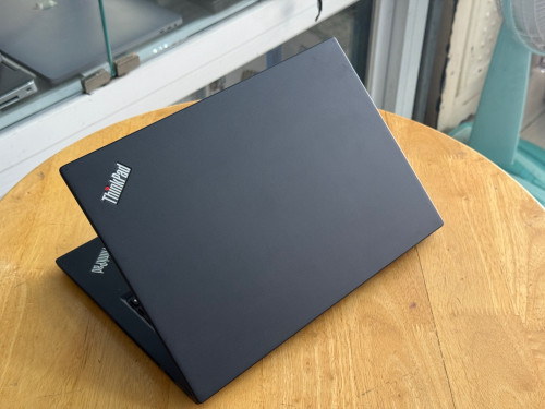 Thinkpad X390 , ជឱនាន់ទី8th, 14” inch FHD