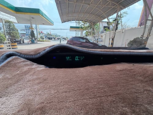 Toyata Prius 05ឡេីងfull ឡាន​ស្អាត​ ថ្មី​គ្មាន​កន្លែង​ទាស់​ ម៉ាស៊ីន​ប្រអប់​លេខ​ស្អាត​ 9800$ចរចា​
