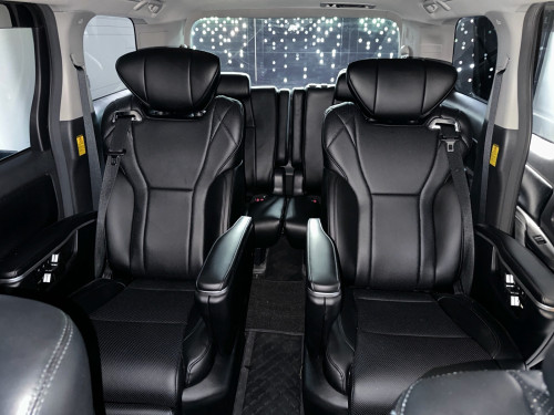 Toyota alphard 2014