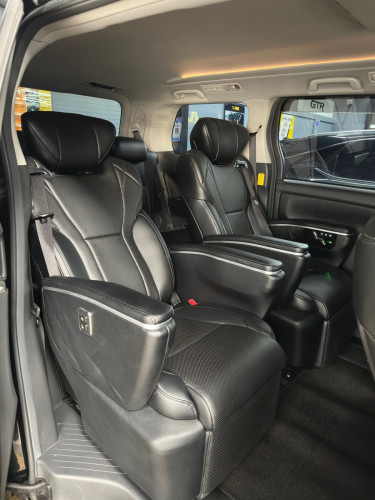 Toyota alphard 2014