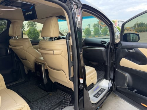 Toyota Alphard hybrid 2016 up LM350 2022 ( ម្ចាស់ដើម )