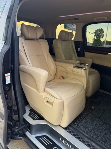 Toyota Alphard hybrid 2016 up LM350 2022 ( ម្ចាស់ដើម )