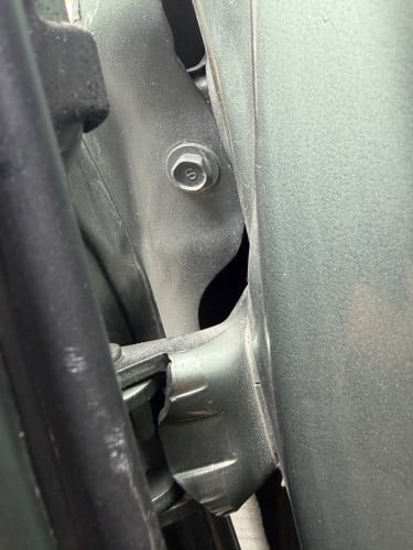 Toyota Highlander 2004 4ម៉ាសុីន(V4) ប៉ុង1 កៅអី3ជួរ ថ្នាំហ្សុីន90% 🔥ធានាឡាននៅថ្មី