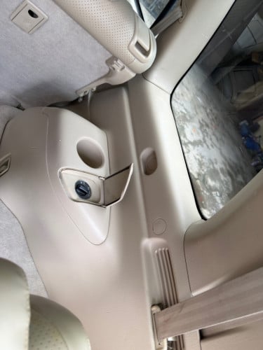 Toyota Highlander 2004 4ម៉ាសុីន(V4) ប៉ុង1 កៅអី3ជួរ ថ្នាំហ្សុីន90% 🔥ធានាឡាននៅថ្មី