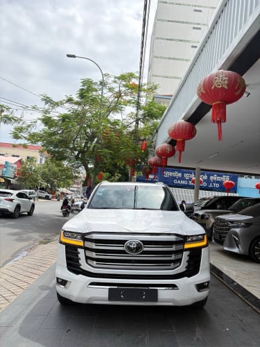 TOYOTA LAND CRUISER VXR 2022