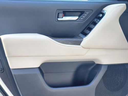 Toyota Land Cruiser2023 VXR V6សាំងថ្មីខ្លាំងធានា
