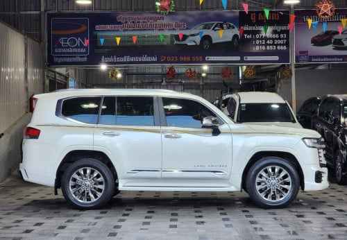 TOYOTA LANDCRUISER 2023 VX-R Full Option