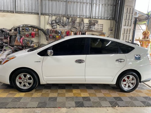 Toyota Prius 2006 h full option