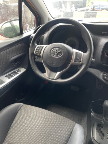 Toyota Vitz 014 ចាក់សោ