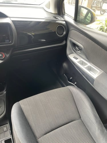Toyota Vitz 014 ចាក់សោ