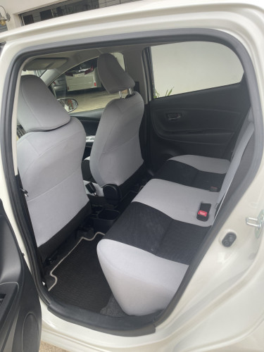 Toyota Vitz 2015 Top Full Option