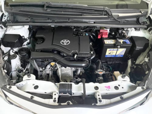 Toyota Vitz 2015 Top Full Option
