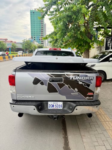 Tundra Limited 2010 ហ្គាលរួច✅ ស្លាកលេខខ្ពស់កប់ ឡាននៅថ្មីណាស់😍