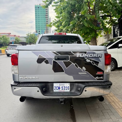 Tundra Limited 2010 ហ្គាលរួច✅ ស្លាកលេខខ្ពស់កប់ ឡាននៅថ្មីណាស់😍