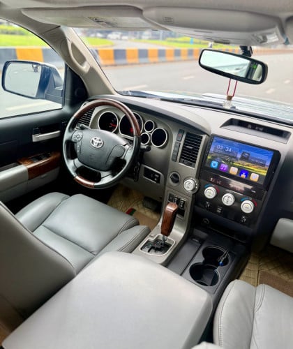 Tundra Limited 2010 ហ្គាលរួច✅ ស្លាកលេខខ្ពស់កប់ ឡាននៅថ្មីណាស់😍