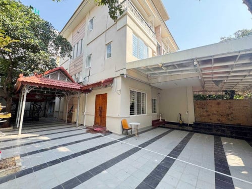 Twin Villa for Rent in Borey Penghuoth Boeung Snor