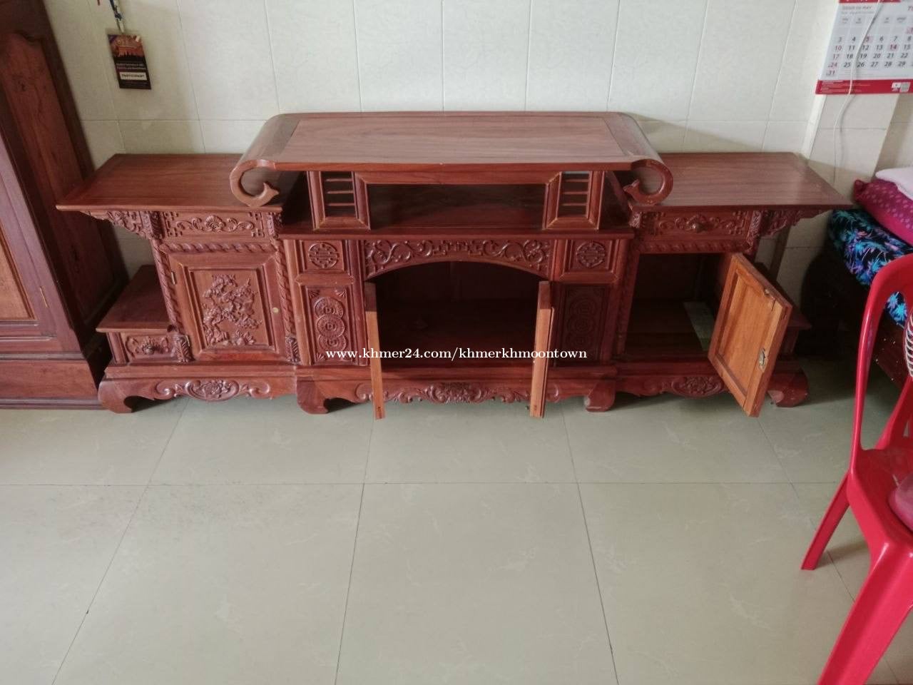 ឈេីប្រណិត