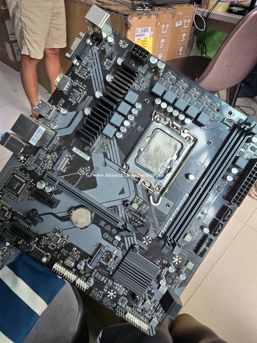 Intel Core i7-14700F + GIGABYTE B760M