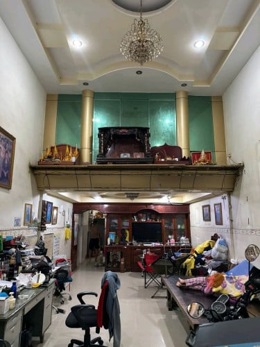 បុរីពិភព ត្រពាំងខ្លឹង
