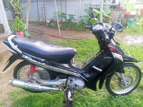 ម៉ូតូលក់