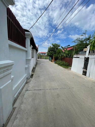 ដីលក់ជិតព្រលានចាស់