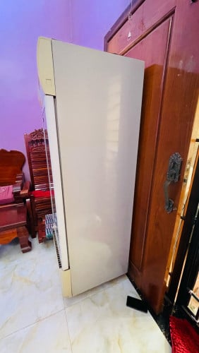 ទូរនៅស្អាតត្រជាក់ល្អ
