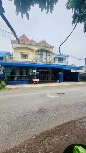 ផ្ទះលក់បន្ទាន់