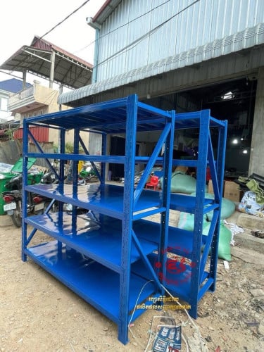 ធ្នើឃ្លាំង