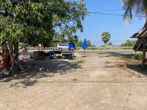 លក់បន្ទាន់