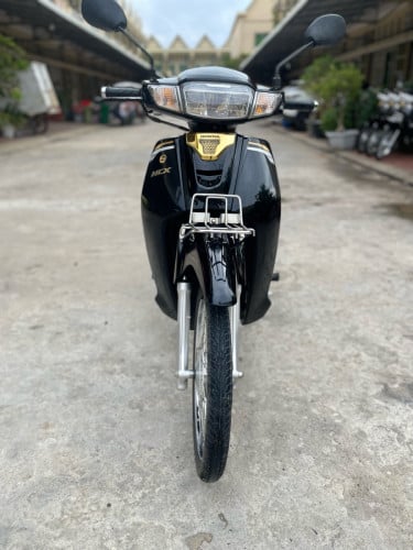 ម៉ូតូអាសង់025
