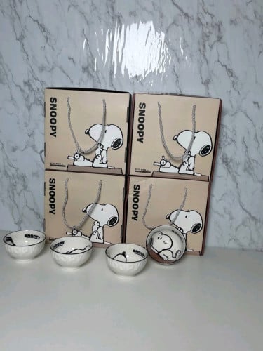 ចានចង្កឹះ តុកត្តា 1set មាន 4ចាន = 10$ Original Snoopy