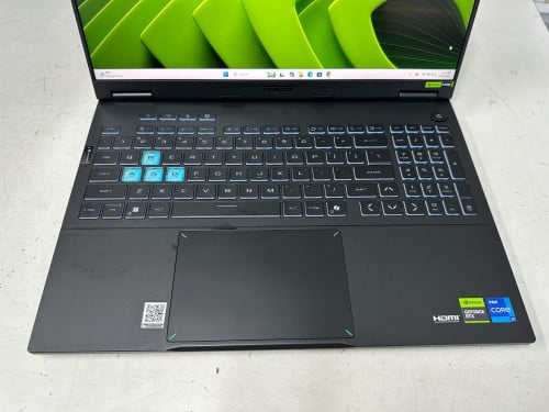 មួយទឹកខ្ចី ស្អាតដូចថ្មី 2.5k 165hz