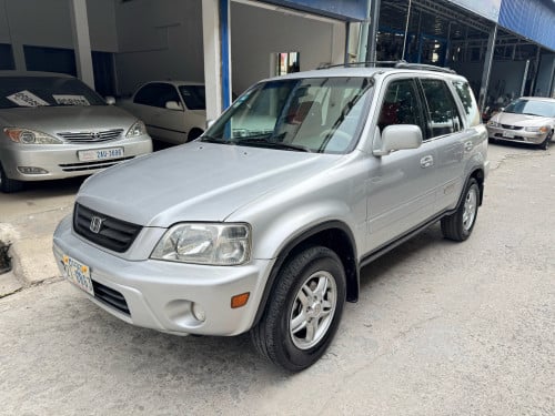 ឡានថ្មីដាច់​ ឆ្នាំ2000​ S ប៉ុង