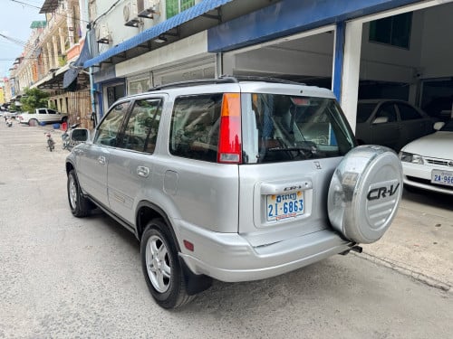 ឡានថ្មីដាច់​ ឆ្នាំ2000​ S ប៉ុង