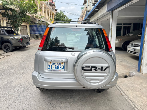 ឡានថ្មីដាច់​ ឆ្នាំ2000​ S ប៉ុង