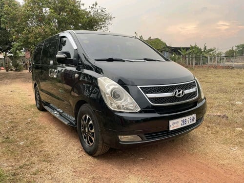 ឡានលក់2011 HF MC