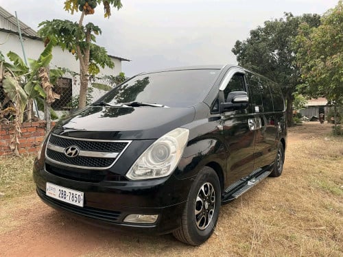 ឡានលក់2011 HF MC