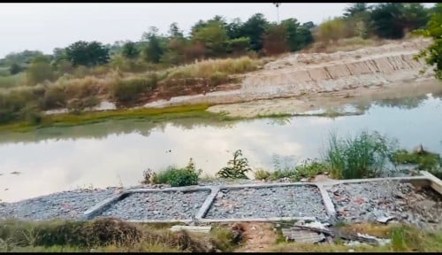 ដីលក់ផ្លូវជាប់ផ្លូវ20A