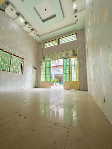 ផ្ទះល្វែងជួល ទួលទំពូងផ្សារដើមថ្កូវ 290$