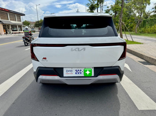 តំលៃ2X,XXX➡️ ម៉ាករថយន្ដ (Model) : KIA EV5  ❇️ ឆ្នាំផលិត (Year) : 2024 ឡានស្អាត
