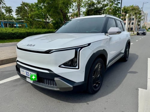 តំលៃ2X,XXX➡️ ម៉ាករថយន្ដ (Model) : KIA EV5  ❇️ ឆ្នាំផលិត (Year) : 2024 ឡានស្អាត