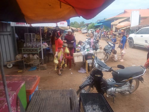 មានដី 5 ផ្លង់លក់ស្ថិតក្នុងខេត្តកំពត។