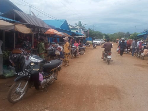 មានដី 5 ផ្លង់លក់ស្ថិតក្នុងខេត្តកំពត។