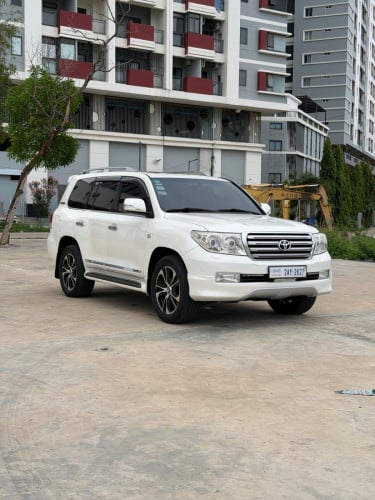 ឆ្នាំ​ ២០១១​ ខួប​៦០​ ម៉ាសុីន​6​ GR-R