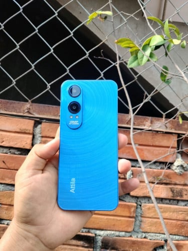 ទូរសព្ទខ្លាំង Atilla ថ្មធំ camera  ច្បាស់អេក្រង់ល្បឿនលឿន