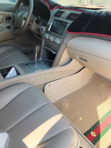 ឡានស្អាត camry le ក្នុងលឿងពោង8