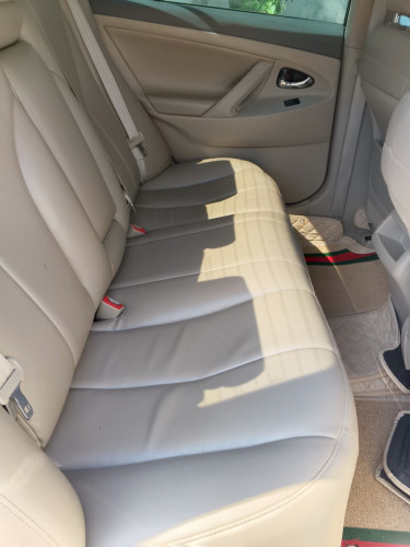 ឡានស្អាត camry le ក្នុងលឿងពោង8