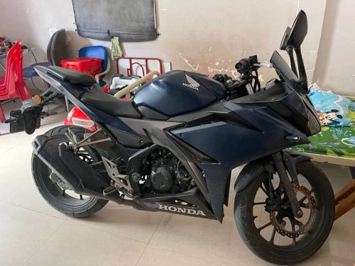 ម៉ូតូCB