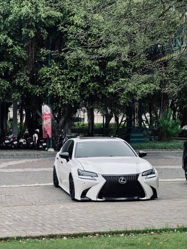 លក់តម្លៃទន់ទន់បងបង GS 200T